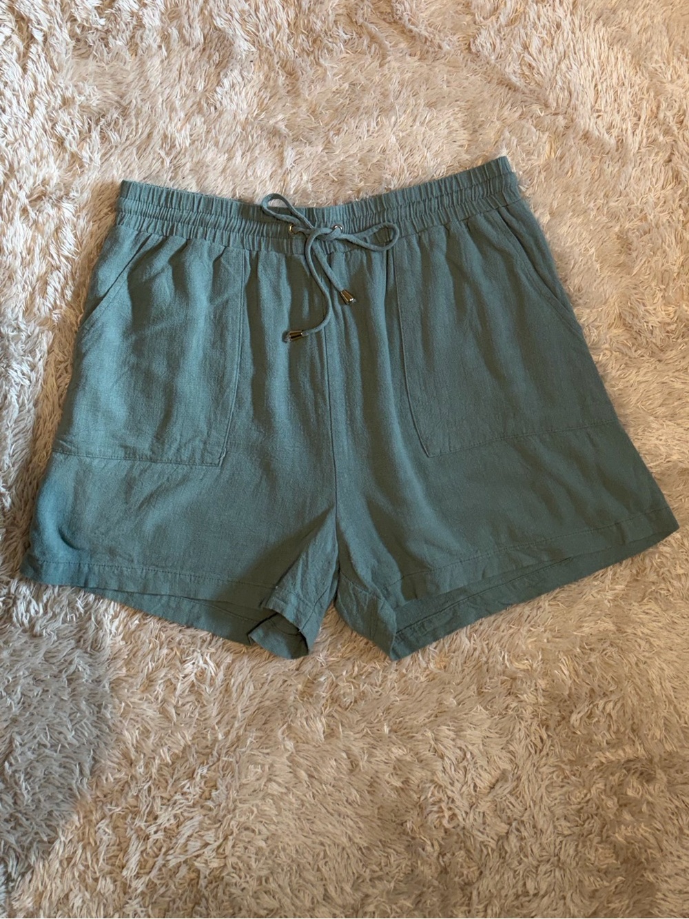 Women's Elastic Waist Drawstring Shorts - Sage Green